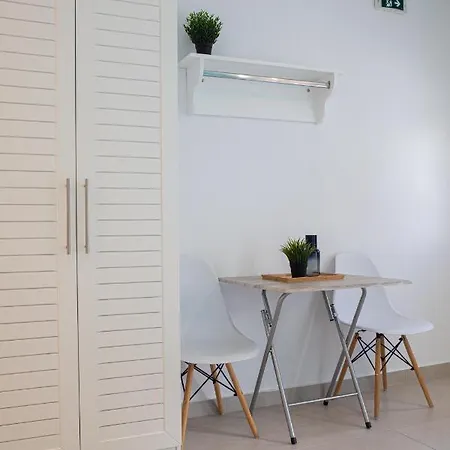 Central Apartments Stavros  Extérieur photo