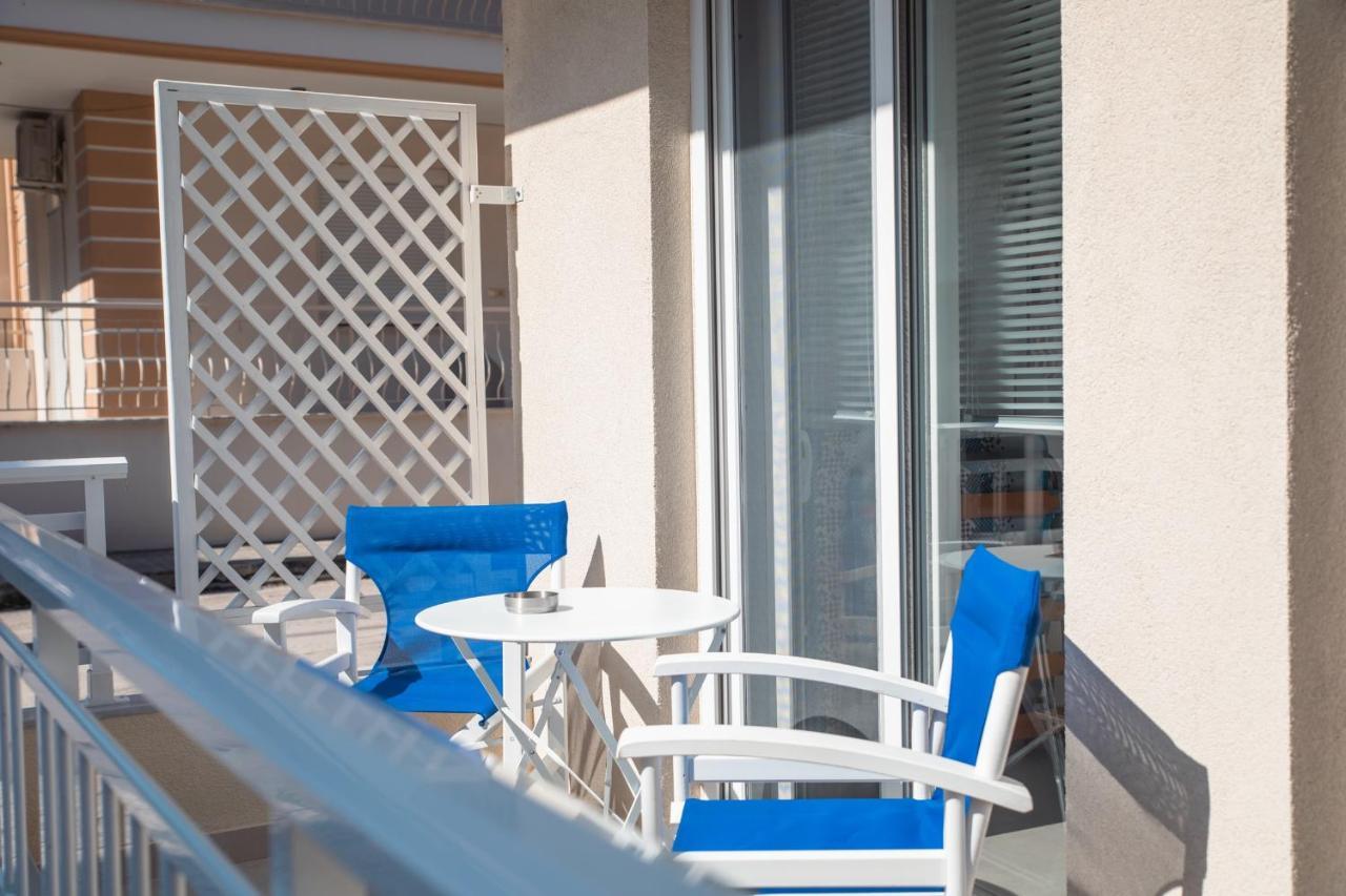 Central Apartments * Σταυρός